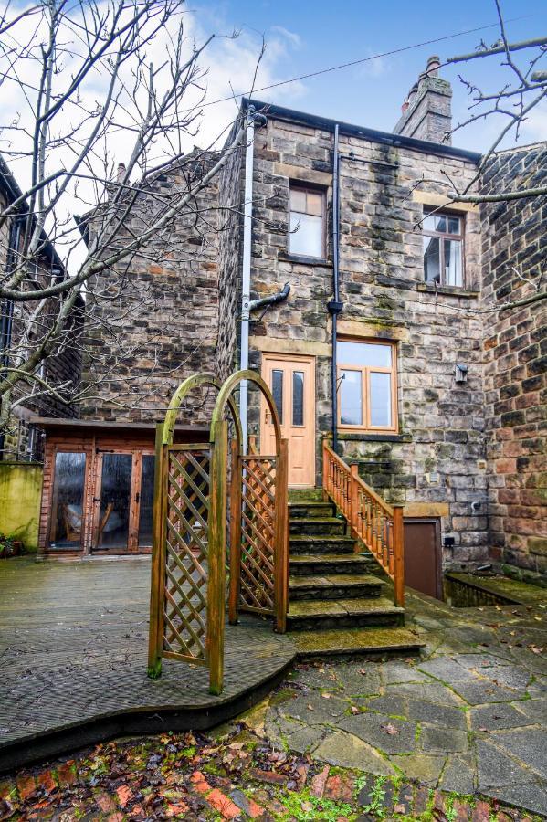 Spacious Victorian Townhouse Near Hcc With Off Street Parking Harrogate Eksteriør billede